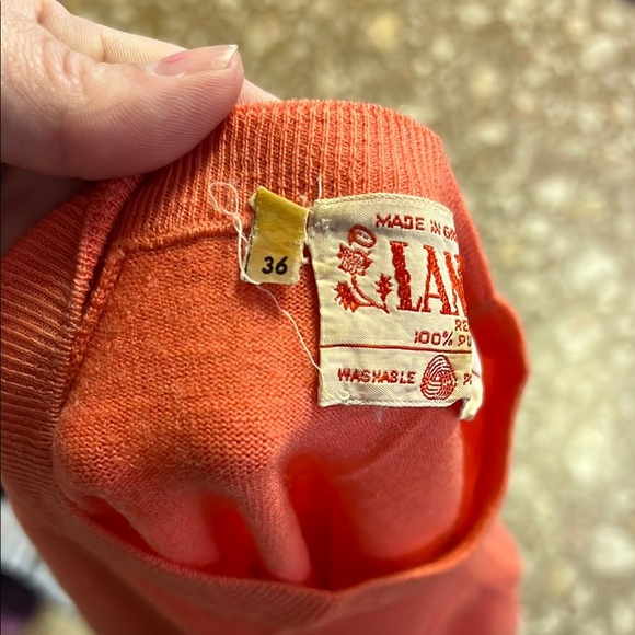 Vintage Lansea 100% Wool Orange Short Sleeve Sweater - Picture 5 of 5
